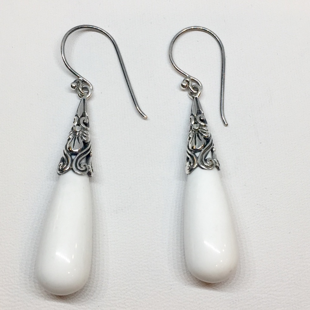 Vintage Merav Sterling White Agate Earrings